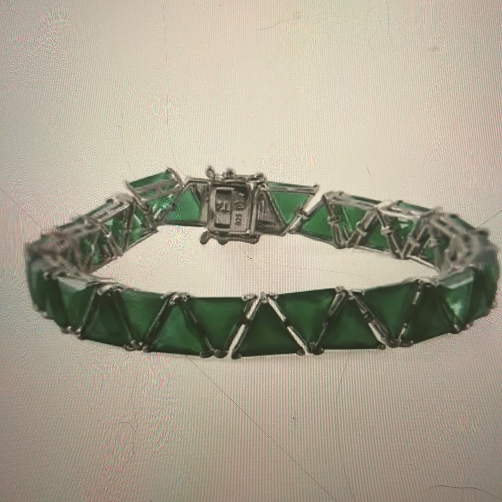 CLOSEOUT - Verde Onyx Tennis Bracelet in Platinum over Sterling Silver.  NWT